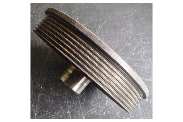 Recambio de polea cigueñal para ford transit connect (p65_, p70_, p80_) 1.8 tdci referencia OEM IAM 1711500  