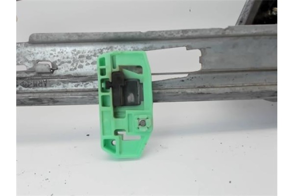 Recambio de mecanismo elevalunas delantero izquierdo para renault scenic ii (jm) referencia OEM IAM   