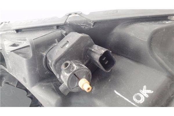 Recambio de faro delantero dcho para honda cr-v iii 2.0 i referencia OEM IAM 33101SWWE01 33100SWWG0 