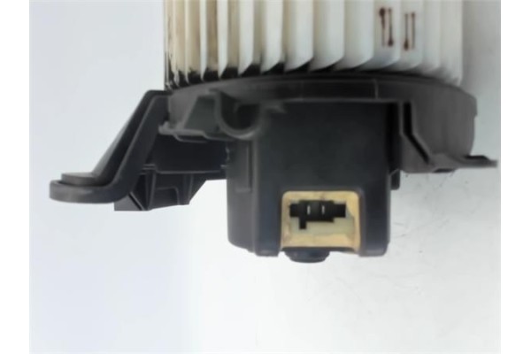 Recambio de motor calefaccion para opel corsa d 1.3 cdti referencia OEM IAM 5D3330100 503130100 