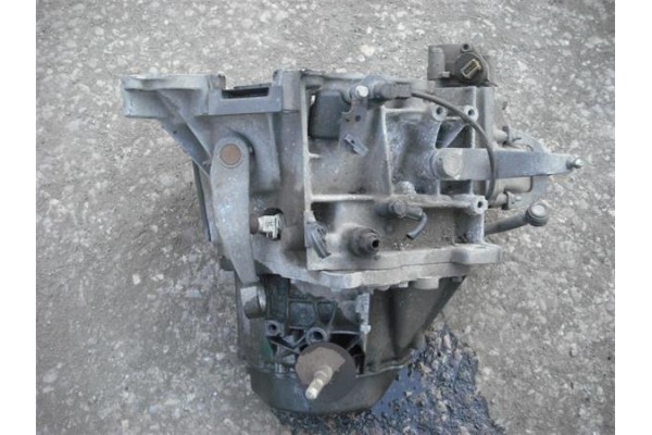 Recambio de caja cambios manual para citroen xsara berlina 1.8 i 16v referencia OEM IAM 20TB62  