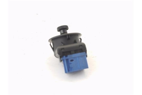 Recambio de mando retrovisor electrico para citroen xsara picasso 2.0 hdi referencia OEM IAM 185526  