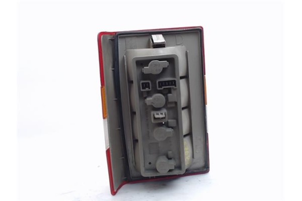 Recambio de piloto trasero derecho para citroen c15 1.8 d referencia OEM IAM  2057160588 