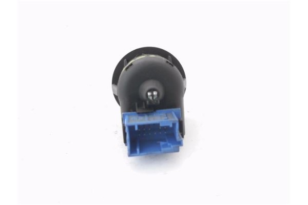Recambio de mando retrovisor electrico para citroen xsara picasso 2.0 hdi referencia OEM IAM 185526  