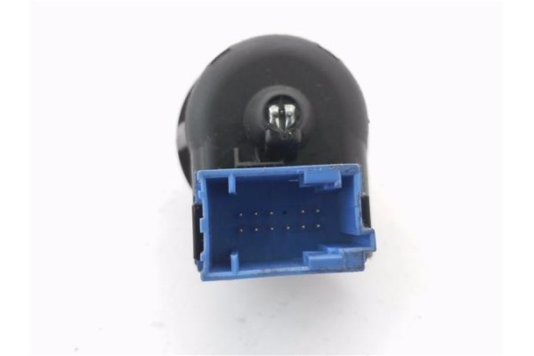 Recambio de mando retrovisor electrico para citroen xsara picasso 2.0 hdi referencia OEM IAM 185526  