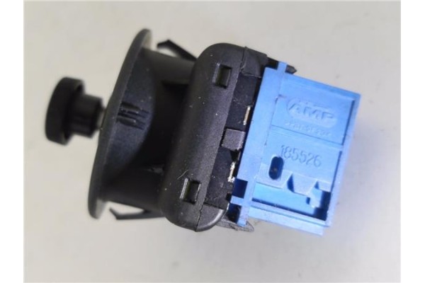 Recambio de mando retrovisor electrico para citroen xsara picasso 2.0 hdi referencia OEM IAM 185526  