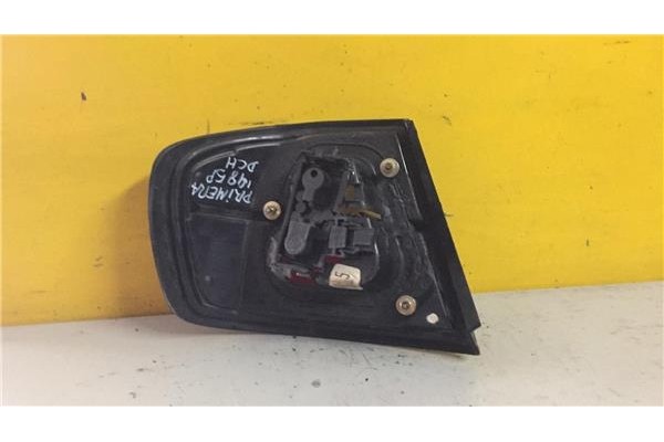 Recambio de piloto trasero derecho para nissan primera berlina (p11) 1.6 2.0 navigation referencia OEM IAM   