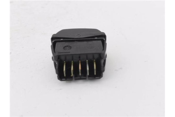 Recambio de mando elevalunas delantero derecho para citroen xsara picasso 2.0 hdi referencia OEM IAM 6552TA  