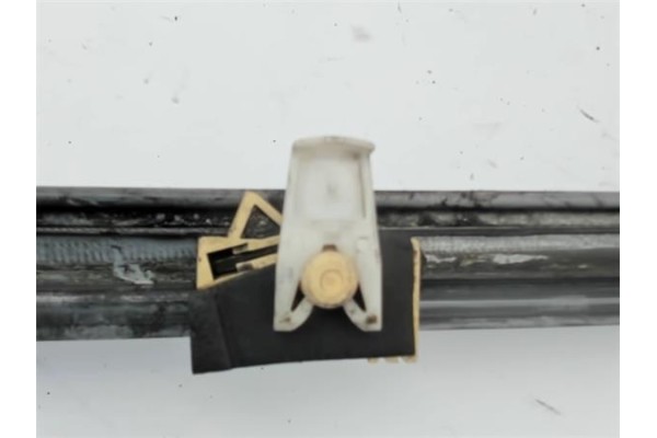 Recambio de mecanismo elevalunas delantero izquierdo para renault megane i scenic (ja0) referencia OEM IAM   