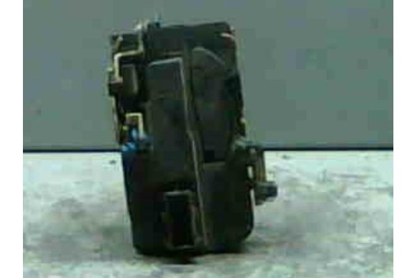 Recambio de cierre electromagnetico delantero derecho para citroen berlingo 1.9 d (mfwjz) referencia OEM IAM 9136P7  
