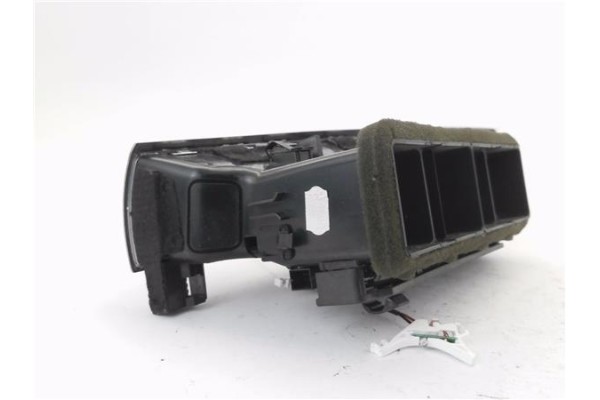Recambio de rejilla entrada de aire para audi a6 avant (4f5) 2.0 tdi referencia OEM IAM 4F1820951  