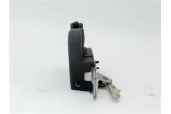 Recambio de cierre electromagnetico porton para seat ibiza (6l1) 1.4 16v referencia OEM IAM 6L6827505A  6L6827505 , SEAT