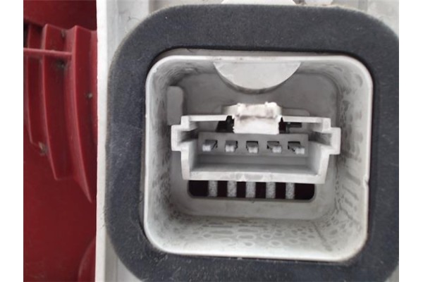 Recambio de piloto trasero derecho para renault twingo i (c06) referencia OEM IAM   