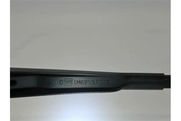Recambio de brazo limpiaparabrisas trasero para seat leon (1m1) 1.6 referencia OEM IAM 1M6955707B  1M6955425C , SEAT | 1M6955435