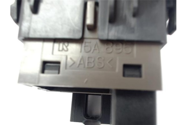 Recambio de conjunto interruptores para lexus is ii (_xe2_) 220 d (ale20) referencia OEM IAM 15A895  
