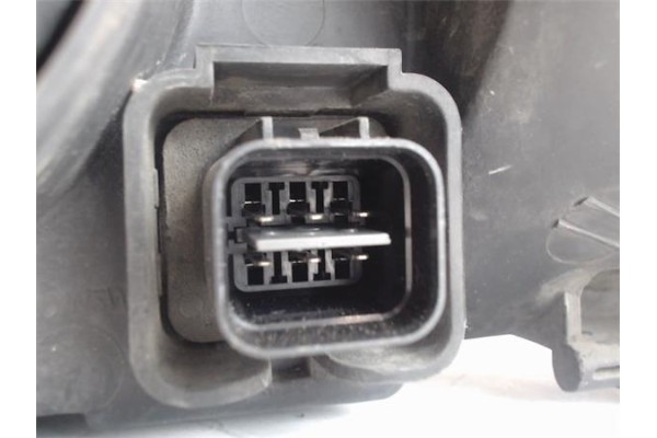 Recambio de faro delantero dcho para kia rio (bc) referencia OEM IAM   