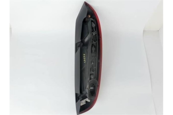 Recambio de piloto trasero izquierdo para opel corsa c 1.0 referencia OEM IAM 09114336  