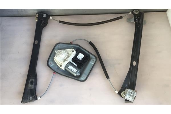 Recambio de elevalunas electrico delantero derecho para volkswagen golf v berlina (1k1)(2003) 1.9 tdi referencia OEM IAM 1K09597