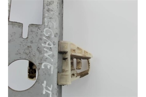 Recambio de mecanismo elevalunas delantero izquierdo para renault megane ii berlina 3p referencia OEM IAM   