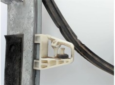 Recambio de mecanismo elevalunas delantero izquierdo para renault megane ii berlina 3p referencia OEM IAM   