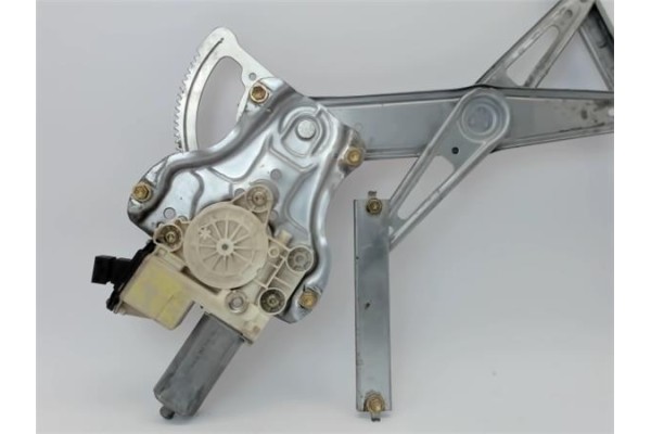 Recambio de mecanismo elevalunas delantero izquierdo para toyota corolla (e12) 2.0 d-4d referencia OEM IAM 992045100  