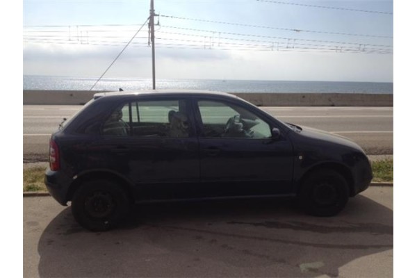 skoda fabia (6y2/6y3) del año 2001