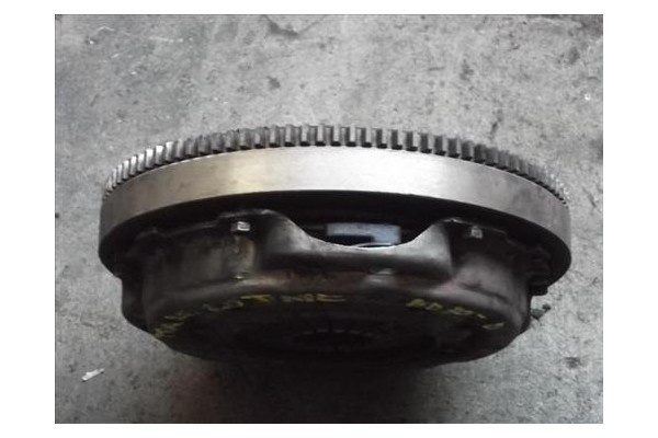 Recambio de volante motor para nissan trade furgón 3.0 tdic referencia OEM IAM   