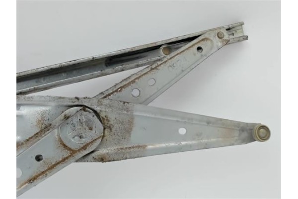 Recambio de mecanismo elevalunas delantero izquierdo para renault kangoo 4x4 referencia OEM IAM   