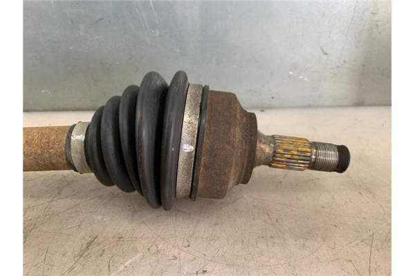 Recambio de palier delantero derecho para citroen berlingo furgón 1.6 hdi 90 referencia OEM IAM 3273AE  