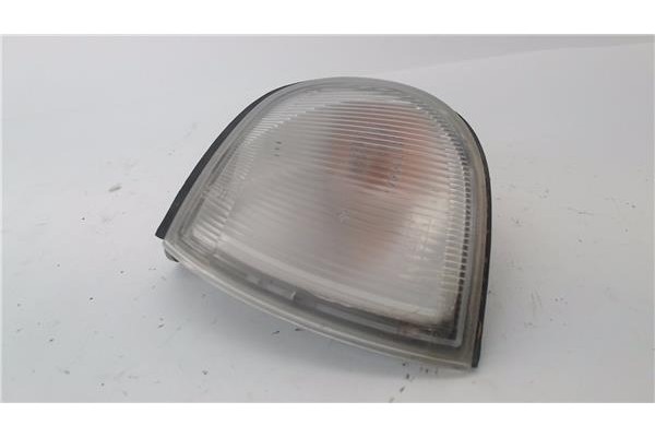 Recambio de intermitente delantero izquierdo para nissan serena (c23m) 2.3 d referencia OEM IAM 261357C000  