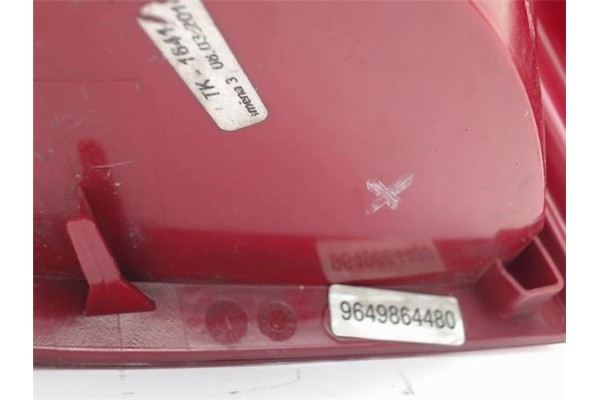 Recambio de piloto trasero derecho para citroen c2 referencia OEM IAM 9649864480  