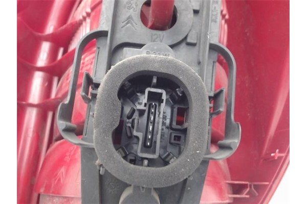 Recambio de piloto trasero izquierdo para citroen c2 referencia OEM IAM 9649864580  