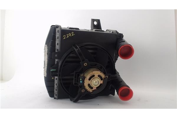 Recambio de intercooler para smart fortwo coupe 0.8 fortwo coupe cdi (33kw) (451.300) referencia OEM IAM 9020822  