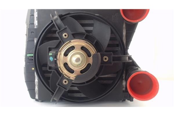 Recambio de intercooler para smart fortwo coupe 0.8 fortwo coupe cdi (33kw) (451.300) referencia OEM IAM 9020822  