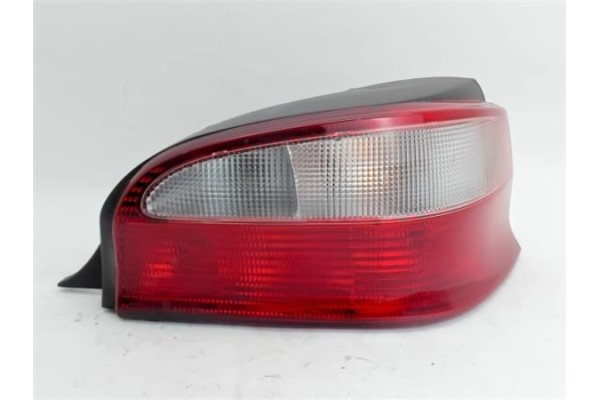 Recambio de piloto trasero derecho para citroen saxo referencia OEM IAM   