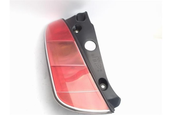 Recambio de piloto trasero izquierdo para lancia ypsilon (101) referencia OEM IAM 51703972  51753385 , FIAT