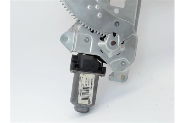 Recambio de mecanismo elevalunas delantero derecho para renault kangoo 4x4 1.9 rapid referencia OEM IAM 400664  