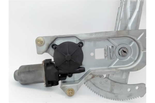 Recambio de mecanismo elevalunas delantero derecho para renault kangoo 4x4 1.9 rapid referencia OEM IAM 400664  