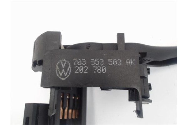 Recambio de mando limpiaparabrisas para volkswagen transporter iv furgón (70xa) 1.9 td referencia OEM IAM 703953503AK  