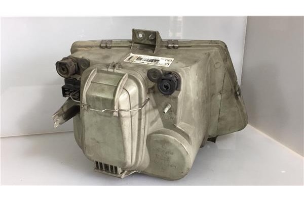 Recambio de faro delantero izquierdo para mercedes-benz vito marco polo (638) 2.2 108 cdi referencia OEM IAM 6388200061  A638820