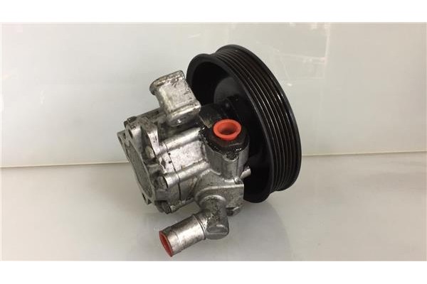 Recambio de bomba servodireccion para mercedes-benz vito marco polo (638) 2.2 108 cdi referencia OEM IAM A0024666901 A0024667001