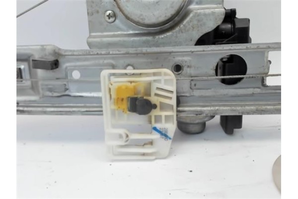 Recambio de mecanismo elevalunas trasero derecho para renault megane ii berlina 5p referencia OEM IAM   