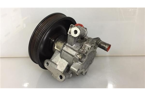 Recambio de bomba servodireccion para mercedes-benz vito marco polo (638) 2.2 108 cdi referencia OEM IAM A0024666901 A0024667001