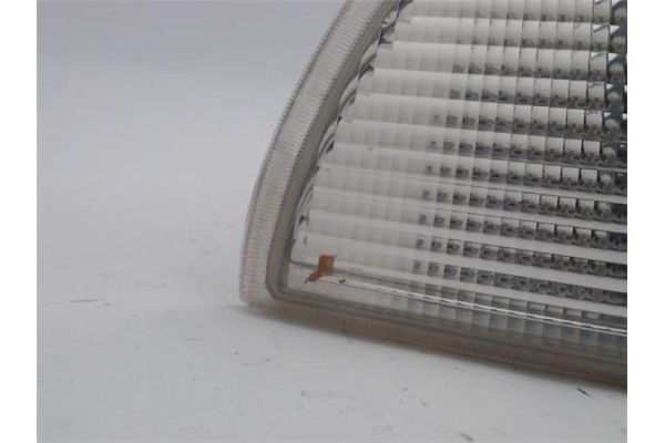 Recambio de intermitente delantero dcho para volvo s70 berlina referencia OEM IAM 147730  