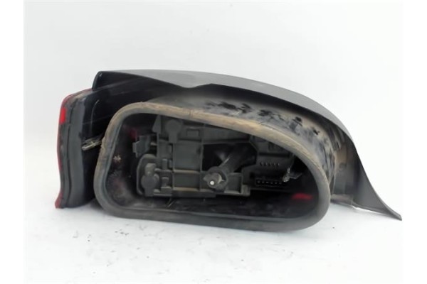 Recambio de piloto trasero derecho para citroen saxo referencia OEM IAM   