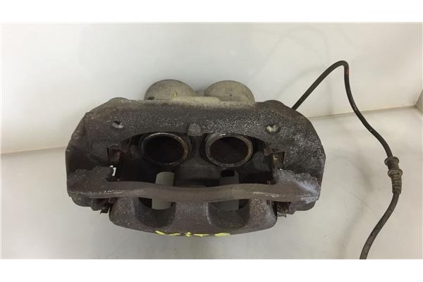Recambio de pinza freno delantero izquierda para mercedes-benz vito / mixto furgón (w639) 111 cdi referencia OEM IAM E117 4X4328