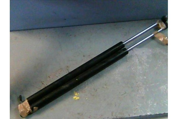 Recambio de amortiguador porton para chrysler voyager es 2.5 i referencia OEM IAM 4673652  