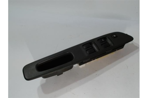 Recambio de mando elevalunas para mitsubishi space wagon (n80/n90) 2.4 referencia OEM IAM MR482062  
