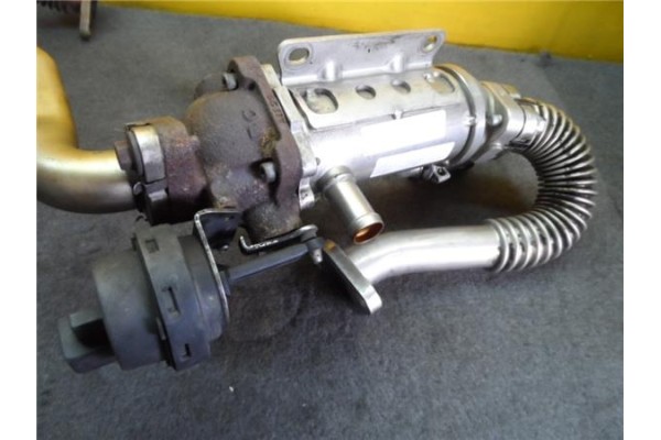 Recambio de intercambiador agua gases para renault trafic ii furgón 2.0 29 cn referencia OEM IAM 8200968414 8200940347 