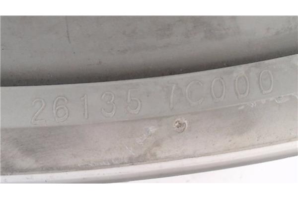 Recambio de intermitente delantero izquierdo para nissan serena (c23m) 2.3 d referencia OEM IAM 261357C000  